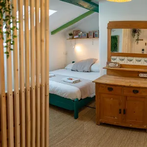 https://surf-hostel-biarritz.biarritzhotels.info